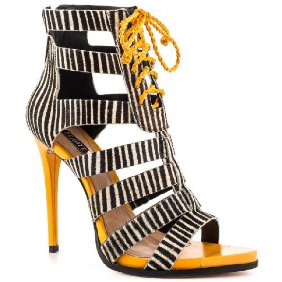 Schutz Fermina Black|White Sandals - Picture 1 of 7